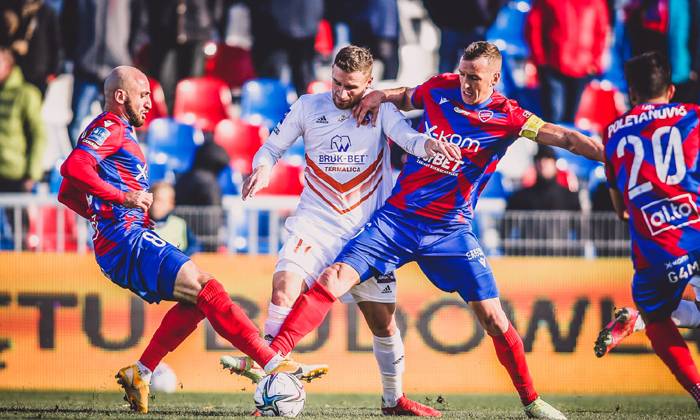 Nhận định, soi kèo Cracovia vs Rakow, 2h30 ngày 23/11