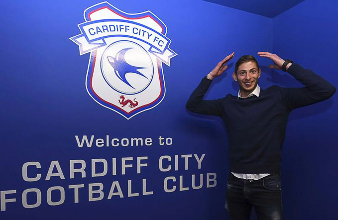 Tân binh Cardiff City mất tích cùng máy bay riêng