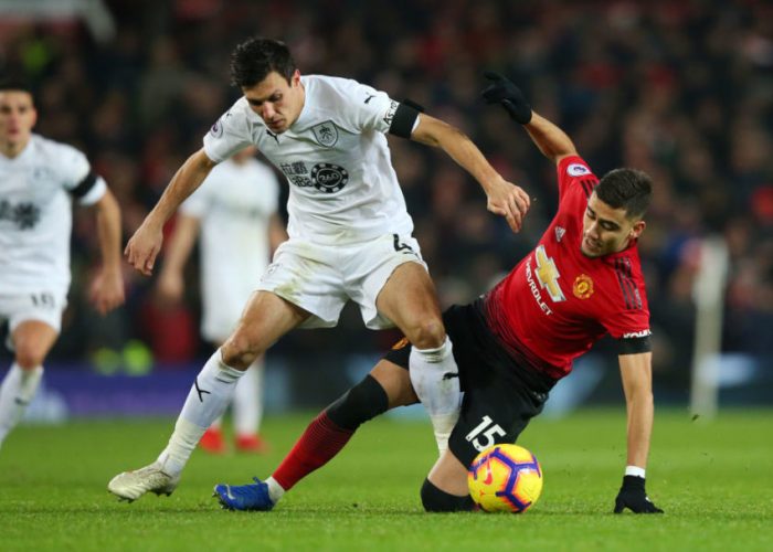 Tỷ lệ bóng đá hôm nay 22/1: MU vs Burnley