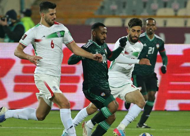 Soi kèo phạt góc Iran vs UAE, 22h00 ngày 23/1