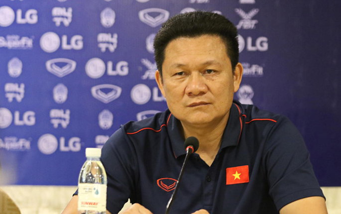 Trụ cột chấn thương, thuyền trưởng U22 Việt Nam lo sốt vó