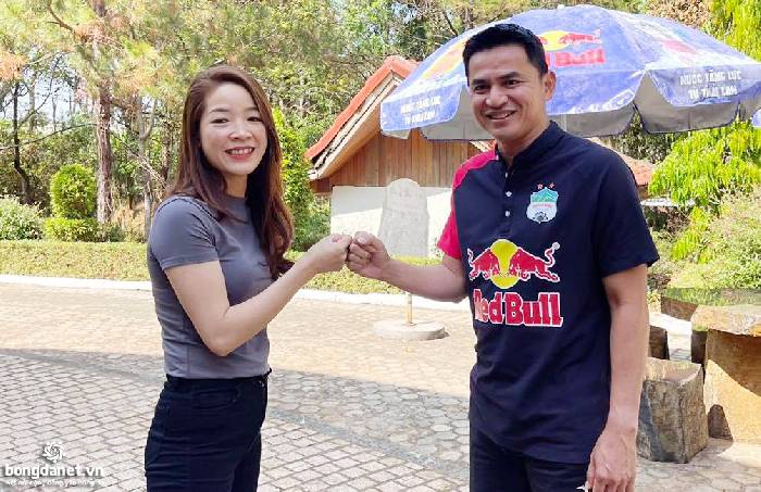 Kiatisak nói gì về việc thay HLV Park Hang Seo ở ĐT Việt Nam?