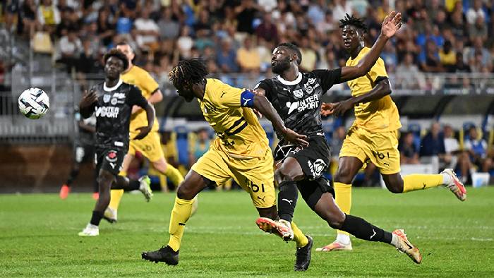 Nhận định, soi kèo Troyes với Pau FC, 01h45 ngày 24/4: Gánh nặng cửa trên