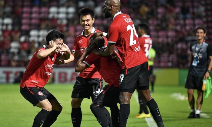 Nhận định, soi kèo Sukhothai FC vs Muangthong United, 18h00 ngày 23/4: Lịch sử gọi tên