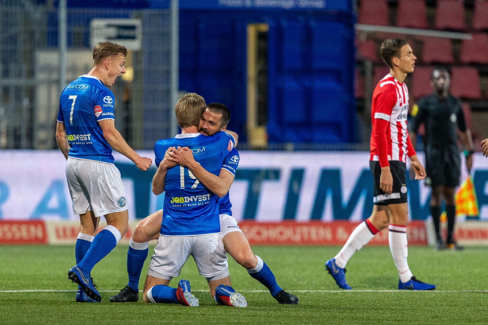 Nhận định Den Bosch vs Go Ahead Eagles, 23h30 ngày 22/5 (Hạng 2 Hà Lan)