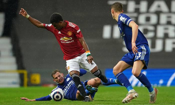 Soi kèo phạt góc Wolves vs MU, 22h ngày 23/5