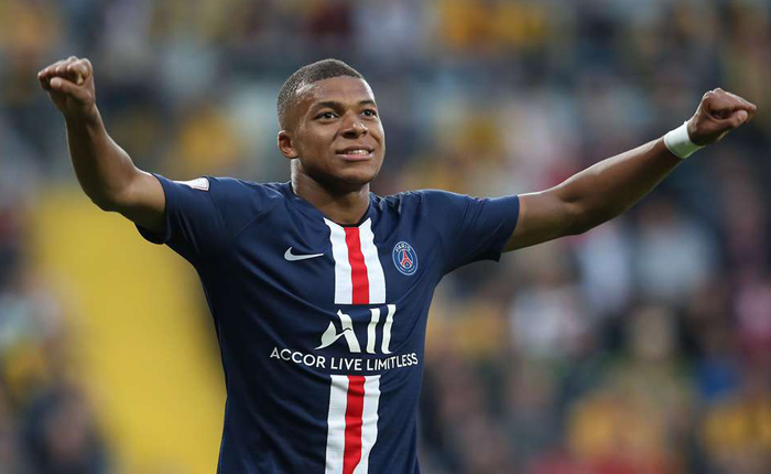 Kylian Mbappe sắp qua mặt cả Cristiano Ronaldo lẫn Lionel Messi