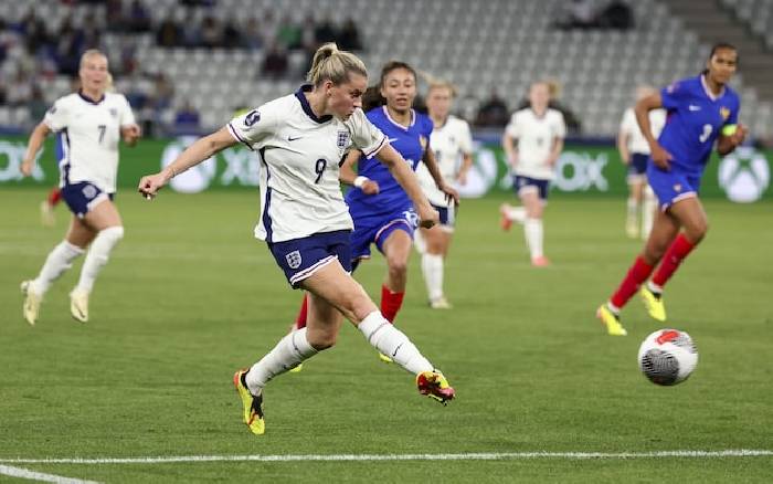 Soi kèo phạt góc Nữ Anh vs Nữ Italia, 2h00 ngày 23/7