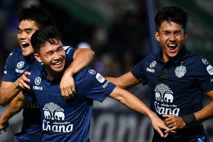 Nhận định, soi kèo Muangthong vs Buriram United, 19h00 ngày 22/11: Đứng vững ở ngôi đầu