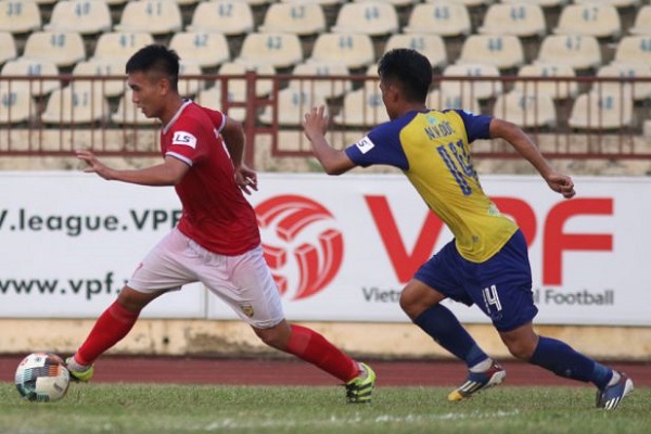Than Quảng Ninh vs Hồng Lĩnh Hà Tĩnh (17h30 23/12): Hai thái cực khác biệt