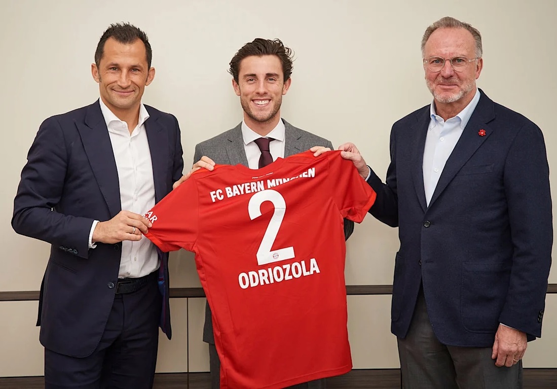 Hậu vệ Real Madrid trở thành tân binh đầu tiên của Bayern Munich