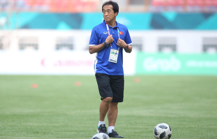 U22 Việt Nam vs U22 Indonesia: Trợ lý Lee Young-jin tới dự khán