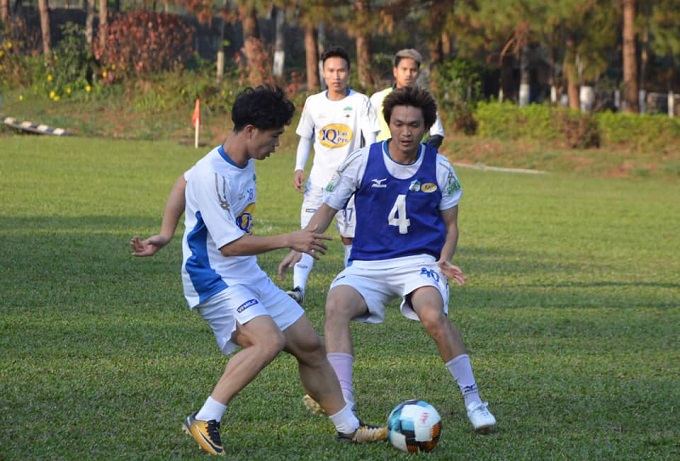 Bản tin Bóng đá Việt Nam sáng 23/2: Tuấn Anh tái xuất, Than QN được thưởng đậm