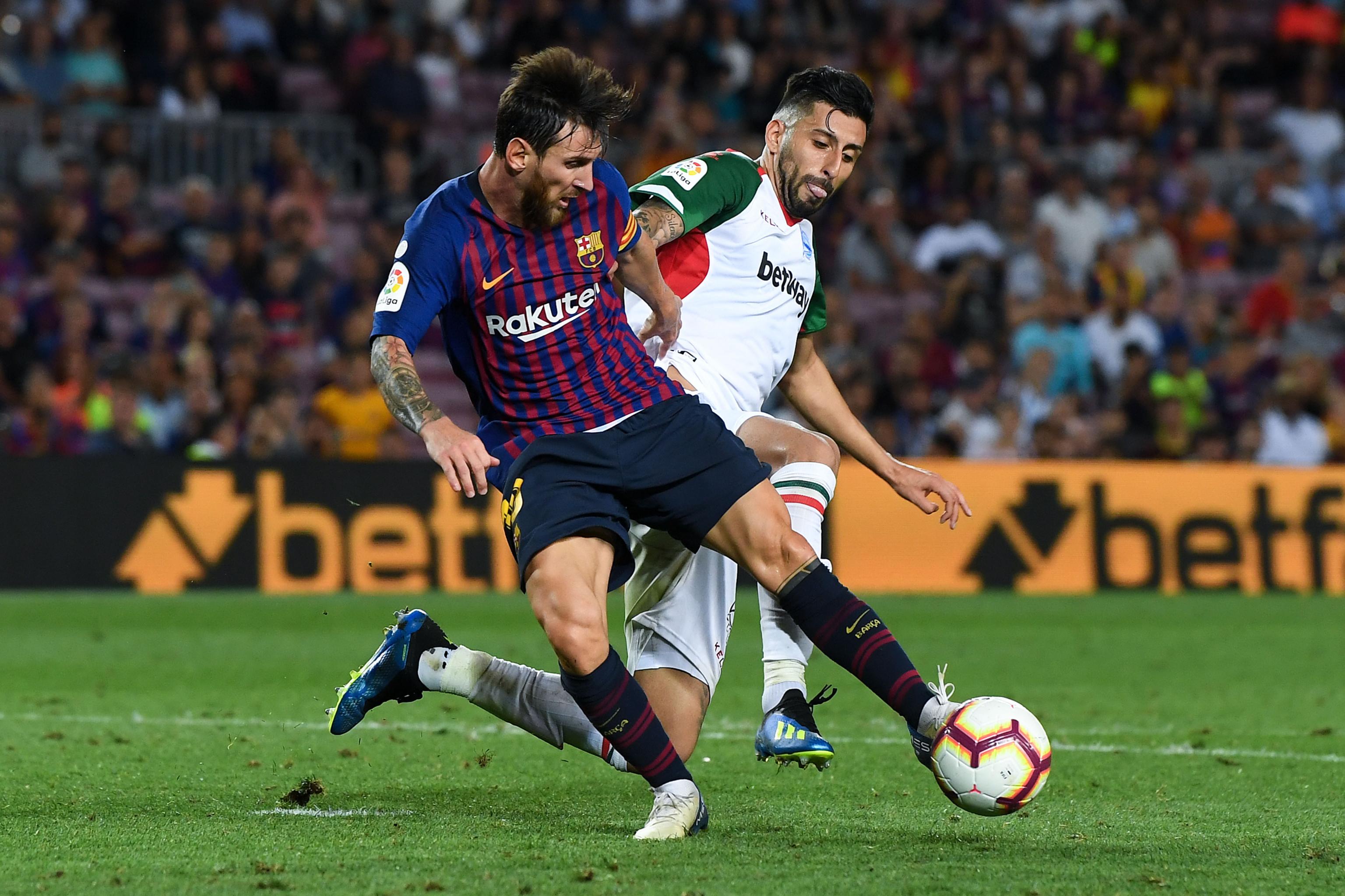 Xem trực tiếp Alaves vs Barcelona, 2h30 ng&agrave;y 24/4 ở đ&acirc;u?