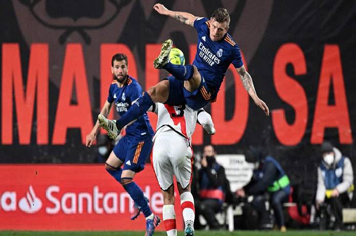 Soi kèo phạt góc Real Madrid vs Vallecano, 0h30 ngày 25/5