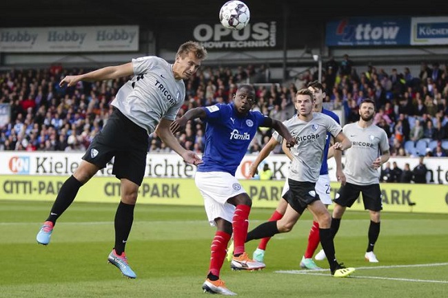 Nhận định Ajax vs Holstein Kiel, 19h00 ngày 25/8