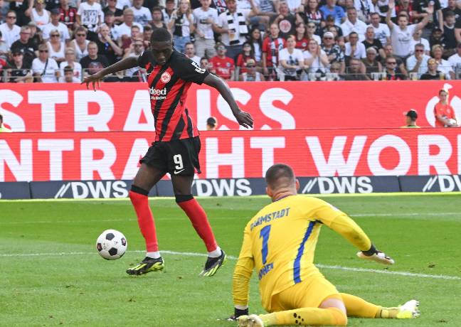 Nhận định, soi kèo Levski Sofia vs Eintracht Frankfurt, 00h00 ngày 25/8