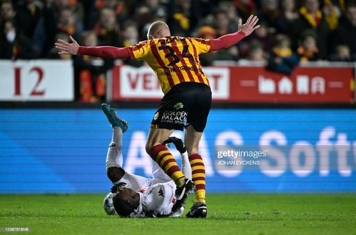 Soi kèo tài xỉu Mechelen vs Cercle Brugge hôm nay, 2h30 ngày 24/12