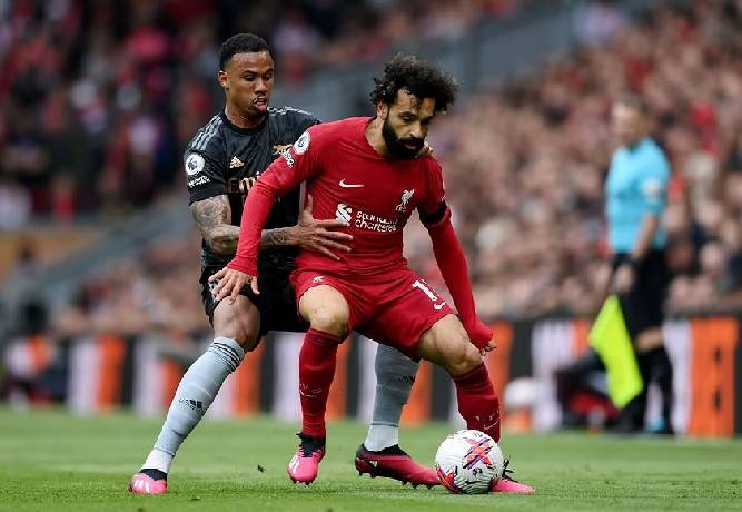 Soi kèo phạt góc Liverpool vs Arsenal, 0h30 ngày 24/12		