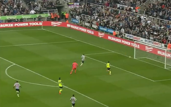 Video Newcastle 2-0 Huddersfield (Premier League, Ngoại hạng Anh vòng 27)