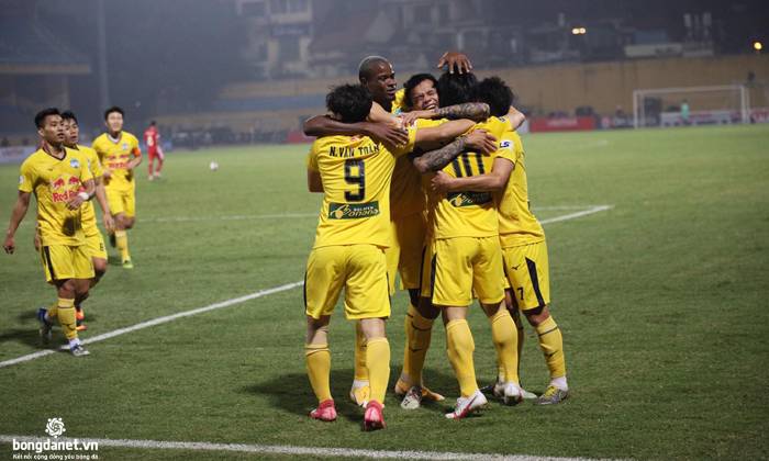 Video Viettel 0-3 HAGL: Khác biệt từ Nguyễn Công Phượng