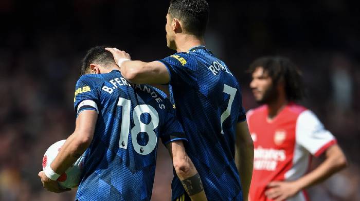 Rangnick: 'Ronaldo đã chủ động nhường Bruno đá phạt đền'