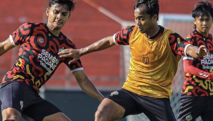 Nhận định, soi kèo Arema vs Semen Padang, 16h00 ngày 24/5: Buồn cho chủ nhà