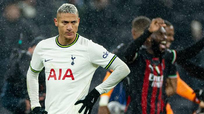 Richarlison 'ăn hại', Tottenham săn 'gia nô 3 họ' của Chelsea