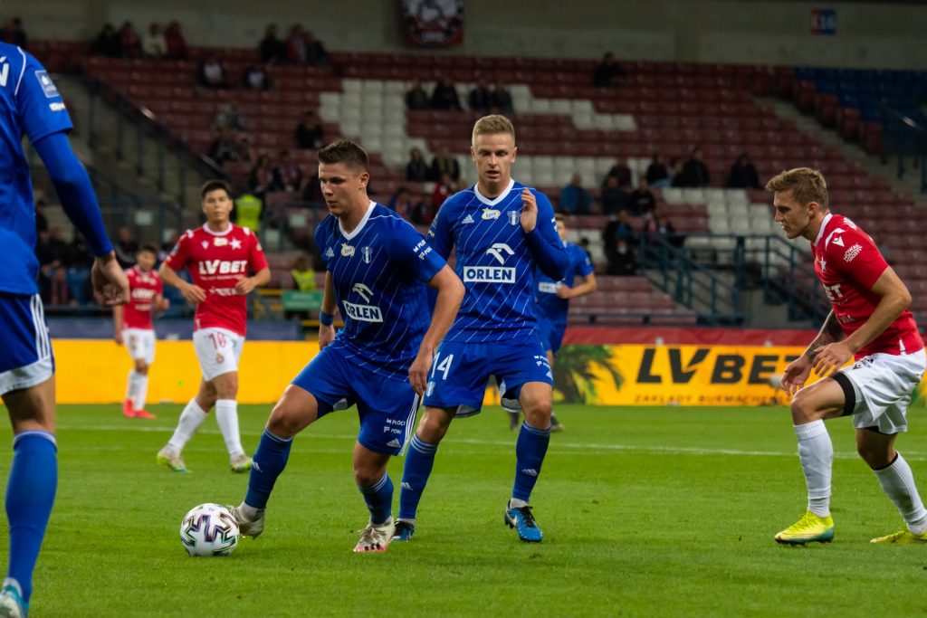 Nhận định Wisla Plock vs Warta Poznan, 23h00 ngày 25/9