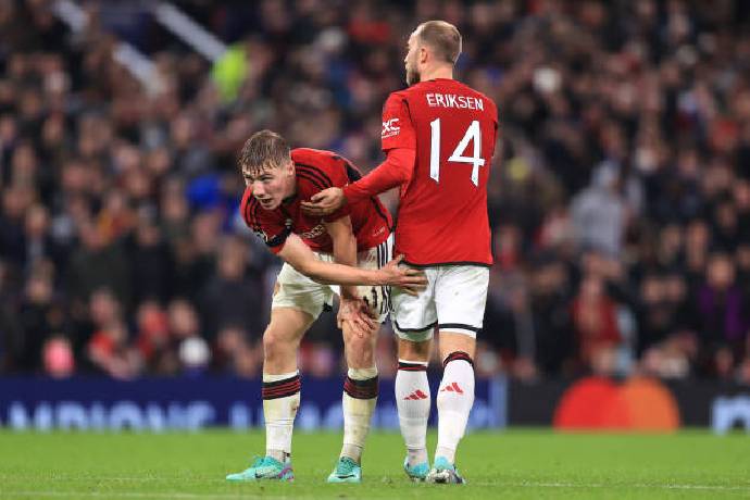 Luke Shaw tái xuất, Manchester United thiếu vắng hai “chú lính chì dũng cảm”