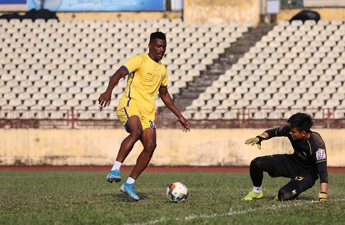 Chuyển nhượng V.League 25/2: SLNA chính thức chốt 3 ngoại binh