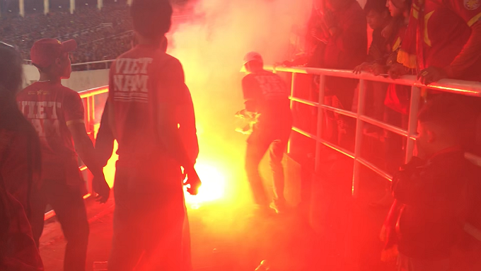 VFF có thế bị phạt nặng ở trận thắng U23 Indonesia