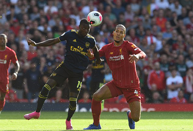 Van Djik lần đầu bị qua mặt chỉ sau 6 phút