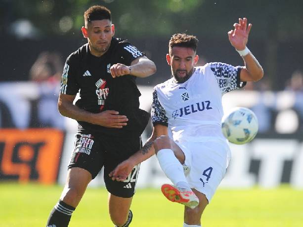 Nhận định, soi kèo Deportivo Riestra vs Sarmiento, 01h00 ngày 26/8: Bệ phóng sân nhà