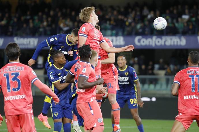 Soi kèo góc Udinese vs Hellas Verona, 23h30 ngày 25/8