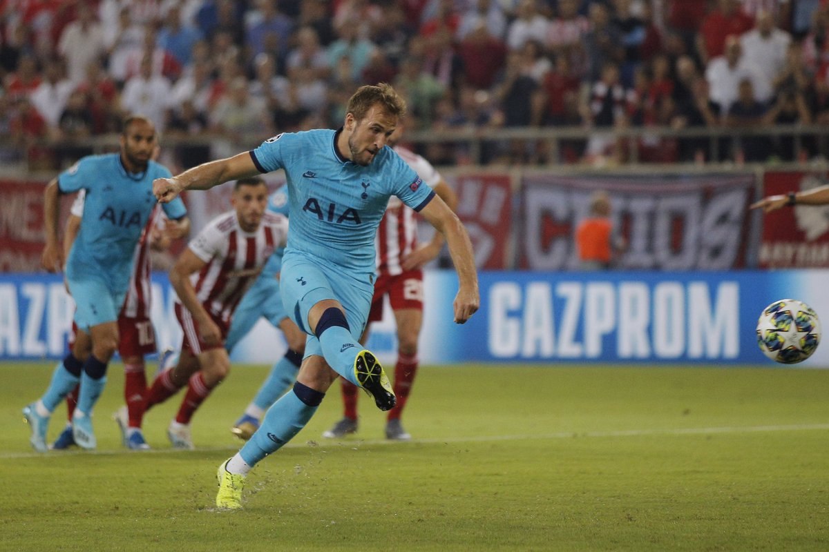 Dự đoán Tottenham vs Olympiakos (3h 27/11) bởi Rafael van der Vaart