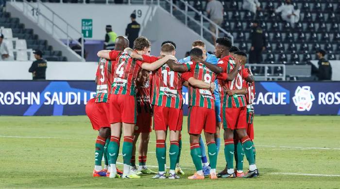 Soi kèo góc Al-Riyadh vs Al-Ettifaq, 00h30 ngày 26/12