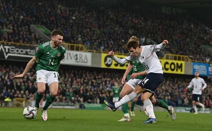 Chuyên gia Tony Ansell dự đoán Italia vs Bắc Ireland, 2h45 ngày 27/3
