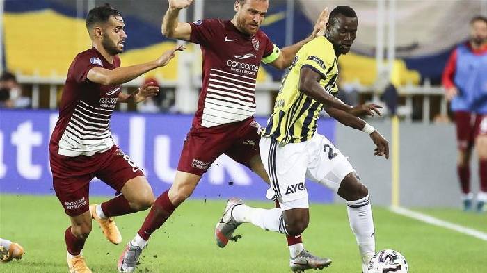 Soi kèo góc Hatayspor vs Fenerbahce, 0h00 ngày 27/5