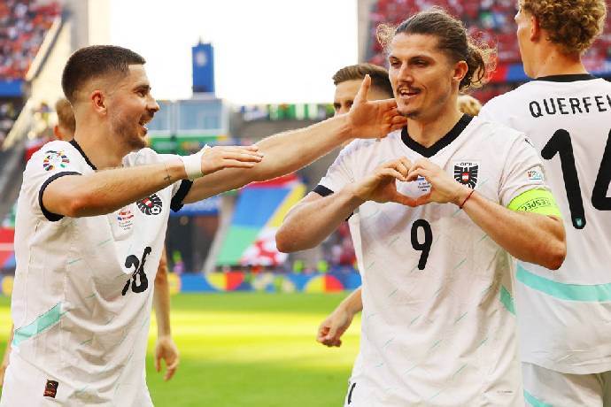 Áo gây sốc khi đứng đầu bảng tử thần, Pháp và Hà Lan gặp khó ở vòng 1/8