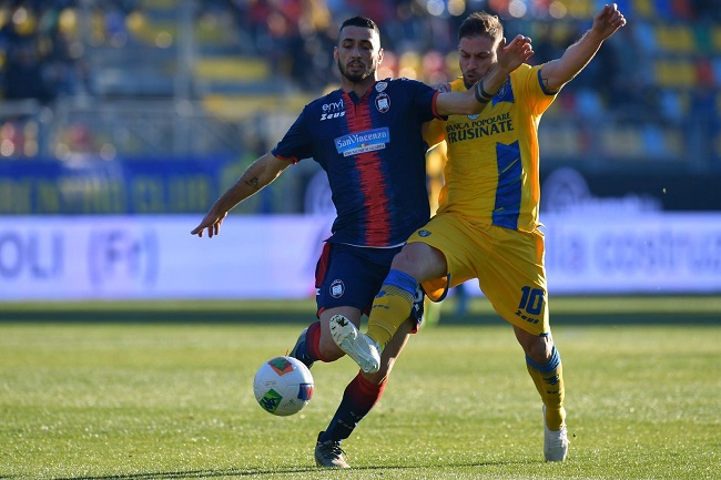 Nhận định Crotone vs Frosinone, 2h00 ngày 28/7