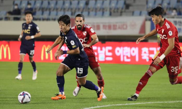 Nhận định, soi kèo Seoul E-Land vs Busan I'Park, 17h30 ngày 27/9