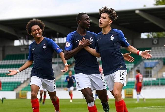 Soi kèo tài xỉu U19 Serbia vs U19 Pháp hôm nay, 22h ngày 26/9