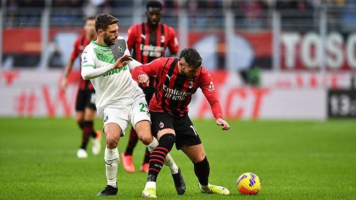 Soi bảng dự đoán tỷ số chính xác AC Milan vs Sassuolo, 18h30 ngày 29/1