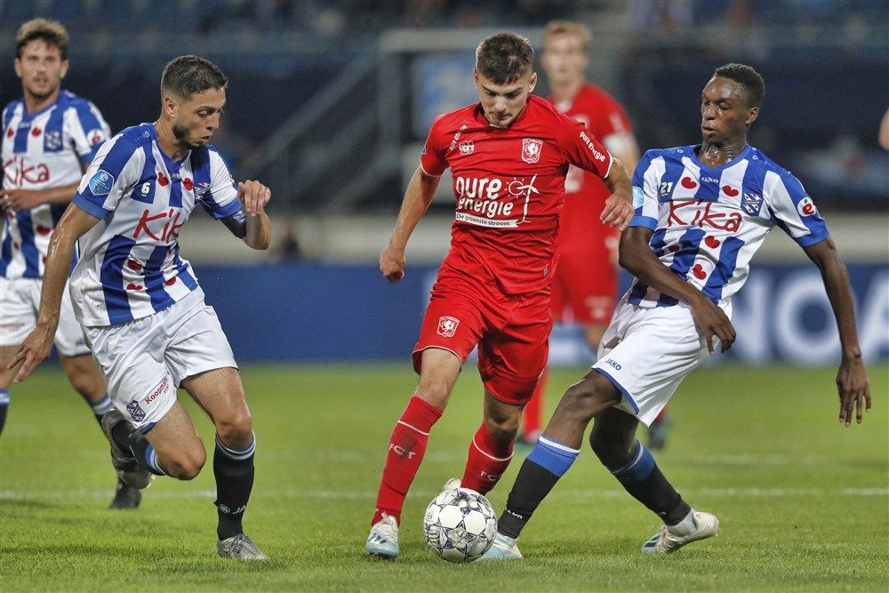 Nhận định bóng đá Twente Enschede vs SC Heerenveen, 2h45 ngày 1/3