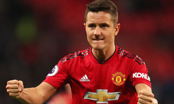 Arsenal chèo kéo trụ cột của MU bằng lương không thể ‘khủng’ hơn