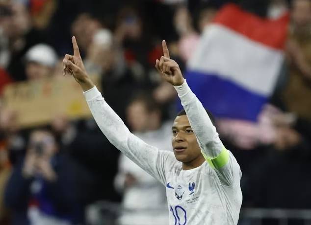 Đội hình ra sân chính thức Ireland vs Pháp, 1h45 ngày 28/3 (cập nhật)