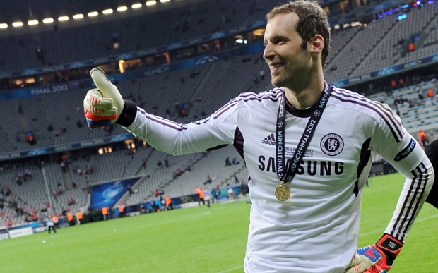 Cech có thể trở lại Chelsea mùa giải sau