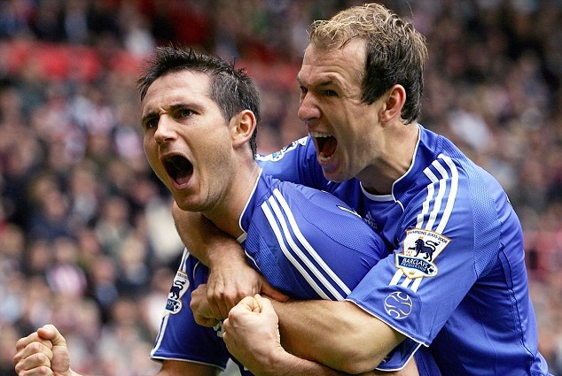 Arjen Robben trở lại khoác áo Chelsea sau 1 năm giải nghệ?