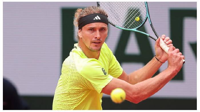 Zverev ‘phục thù’ Learner Tien, Medvedev thua sốc ở vòng 1 Roland Garros